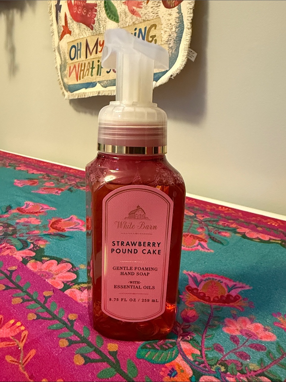 White Barn Pink Strawberry Pound Cake Foaming Hand Soap & Pink Scented Mist